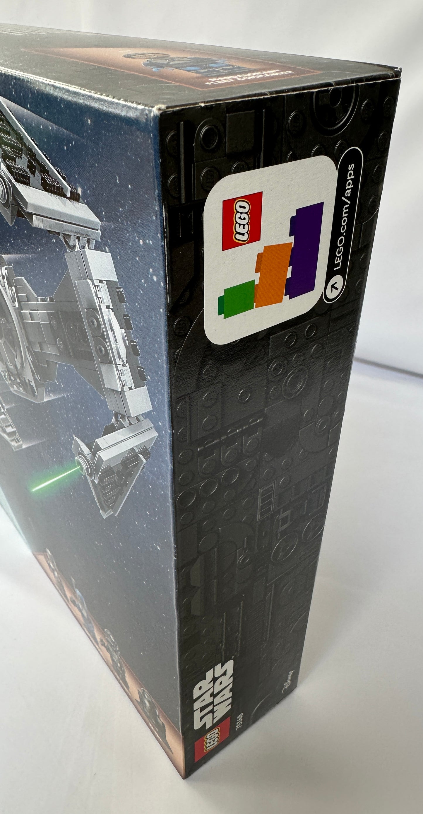 LEGO® Star Wars: Mandalorian Fang Fighter vs. TIE Interceptor – 75348 – source:set Grade S-10