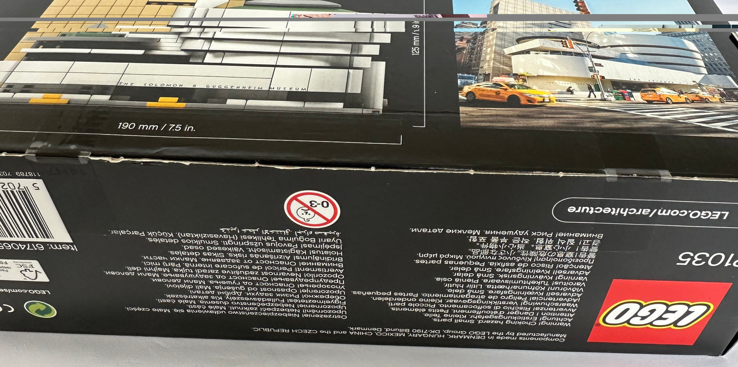 LEGO® Architecture: Solomon R. Guggenheim Museum – 21035 – source:set Grade S-8