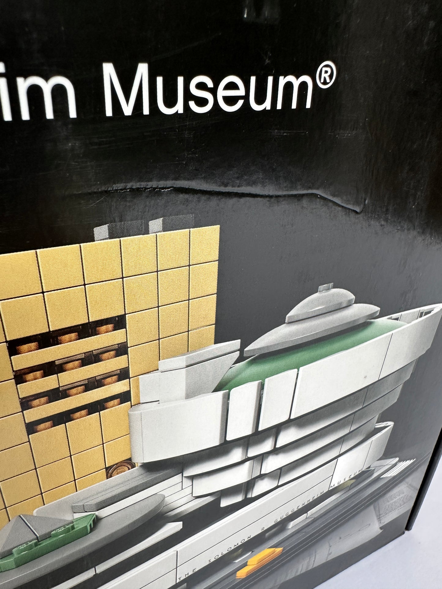 LEGO® Architecture: Solomon R. Guggenheim Museum – 21035 – source:set Grade S-8