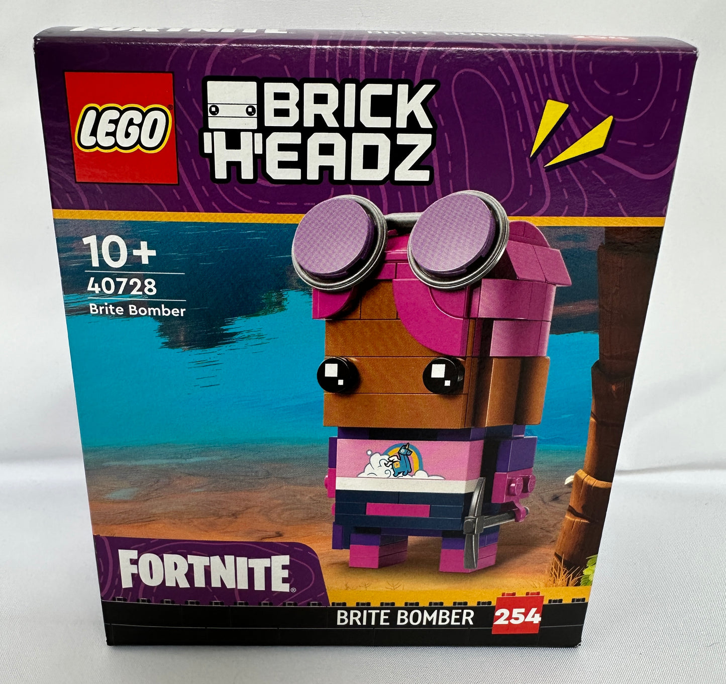 LEGO BrickHeadz Fortnite Brite Bomber packaging on a white background