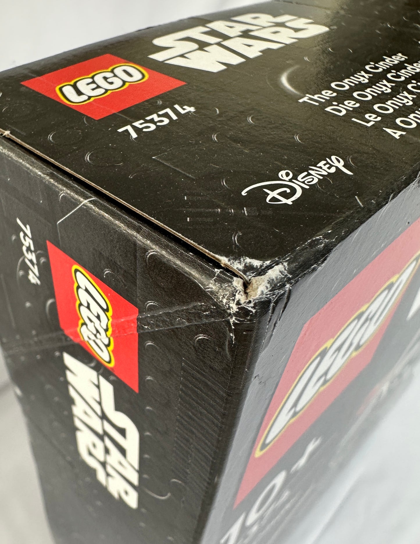 LEGO® Star Wars: The Onyx Cinder – 75374 – source:set Grade S-7