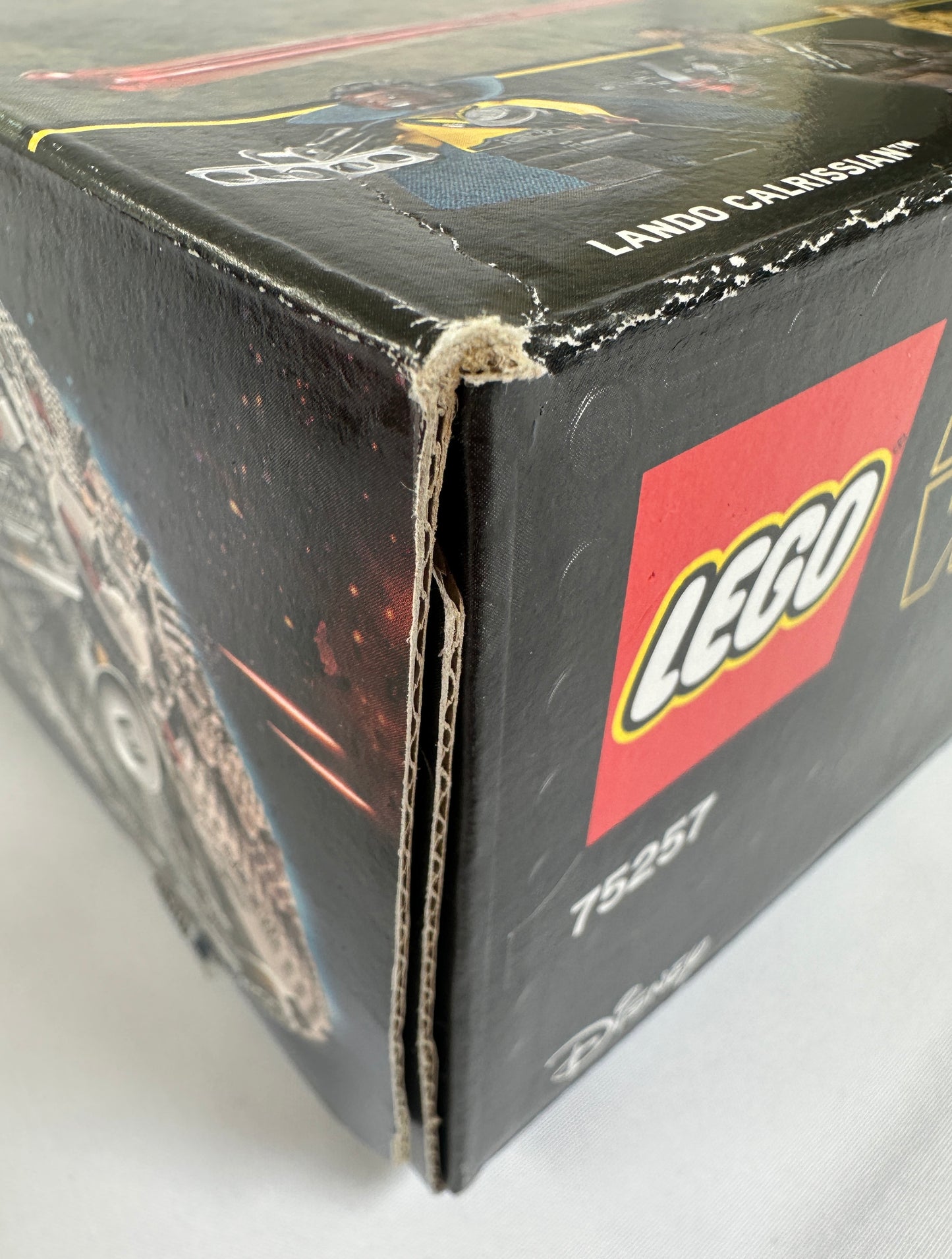 LEGO® Star Wars: Millennium Falcon – 75257 – source:set Grade S-7