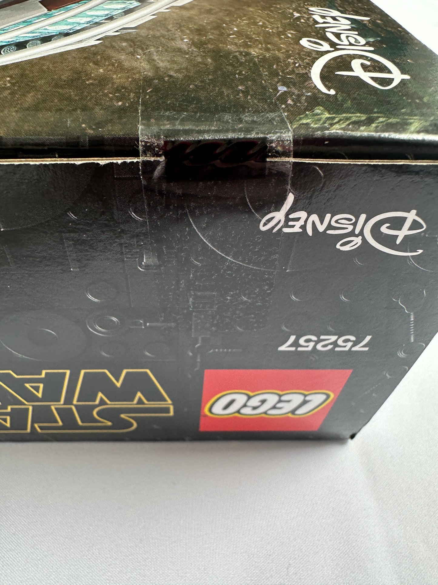 LEGO® Star Wars: Millennium Falcon – 75257 – source:set Grade S-7