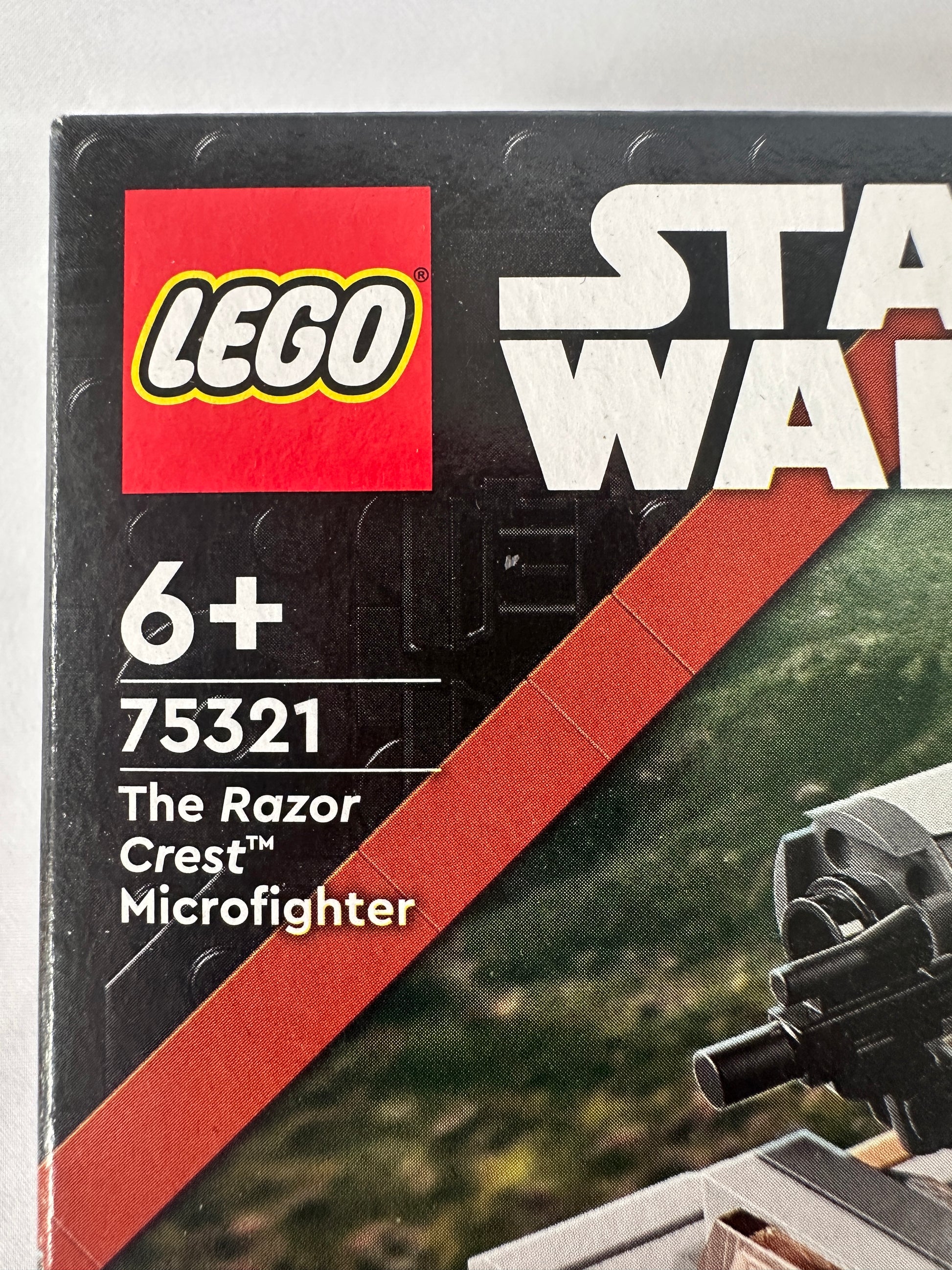 LEGO Star Wars The Razor Crest Microfighter packaging with branding and product details.
